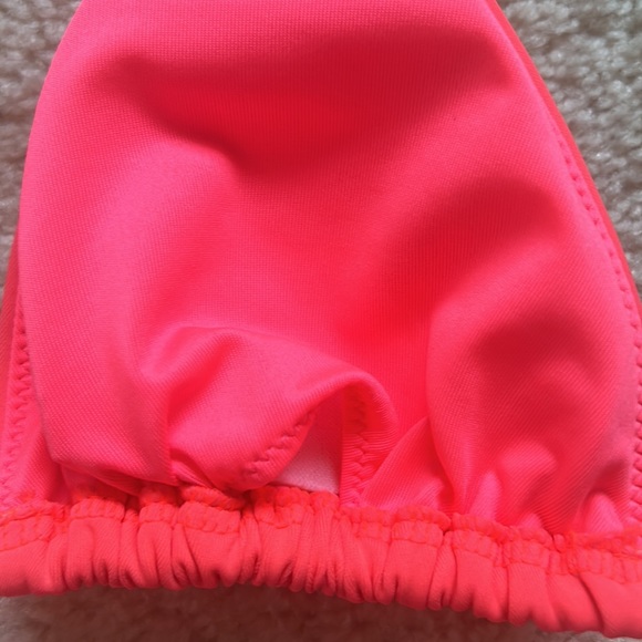 Victorias Secret Pink Bikini Top - Picture 3 of 4